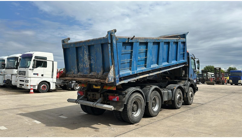 Renault KERAX 420 (BOITE MANUELLE / MANUAL GEARBOX / LAMES / GRAND PONT / GRAND BENNE) - Istovarivač: slika 4 Renault KERAX 420 (BOITE MANUELLE / MANUAL GEARBOX / LAMES / GRAND PONT / GRAND BENNE) - Istovarivač: slika 4
