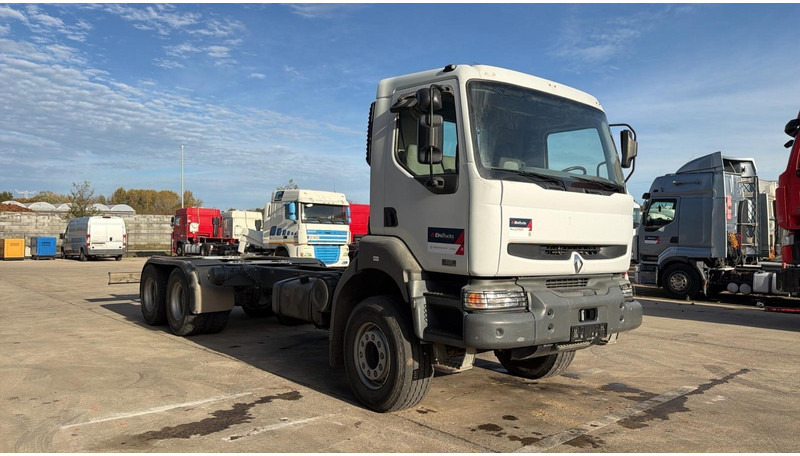 Renault Kerax 320 DCI (PARFAIT ETAT / CHASSIS LONGUE / LAMES / GRAND PONT / KM ORIGINAL) - Kamion sa golom šasijom i zatvorenom kabinom: slika 2 Renault Kerax 320 DCI (PARFAIT ETAT / CHASSIS LONGUE / LAMES / GRAND PONT / KM ORIGINAL) - Kamion sa golom šasijom i zatvorenom kabinom: slika 2