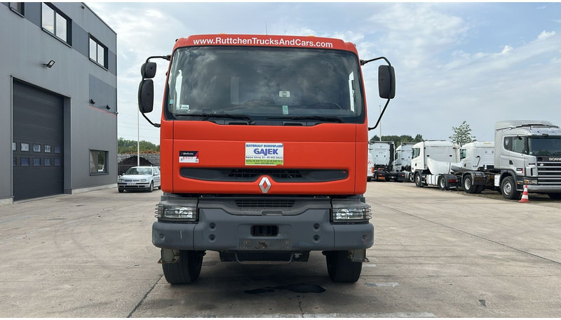 Renault Kerax 370 (GRAND PONT / LAMES / PROPRE / BOITE MANUELLE / STEEL SUSP.) - Kamion sa golom šasijom i zatvorenom kabinom: slika 5 Renault Kerax 370 (GRAND PONT / LAMES / PROPRE / BOITE MANUELLE / STEEL SUSP.) - Kamion sa golom šasijom i zatvorenom kabinom: slika 5