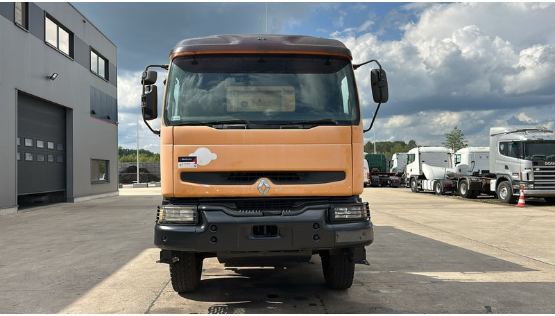 Renault Kerax 385 (POMPE MANUELLE / MANUAL PUMP / 6X4 / LAMES / GRAND PONT) - Istovarivač: slika 2 Renault Kerax 385 (POMPE MANUELLE / MANUAL PUMP / 6X4 / LAMES / GRAND PONT) - Istovarivač: slika 2