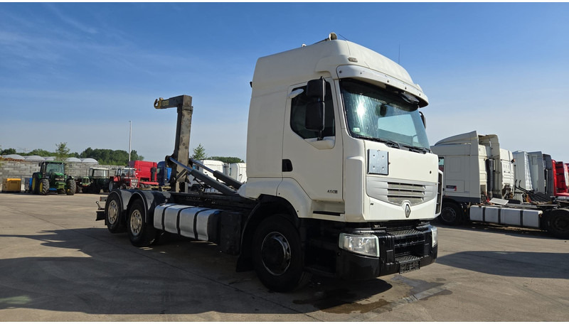 Renault Premium 450 DXI (BOITE MANUELLE / MANUAL GEARBOX / 6X2 / LAMES DEVANT) - Kamion sa golom šasijom i zatvorenom kabinom: slika 3 Renault Premium 450 DXI (BOITE MANUELLE / MANUAL GEARBOX / 6X2 / LAMES DEVANT) - Kamion sa golom šasijom i zatvorenom kabinom: slika 3