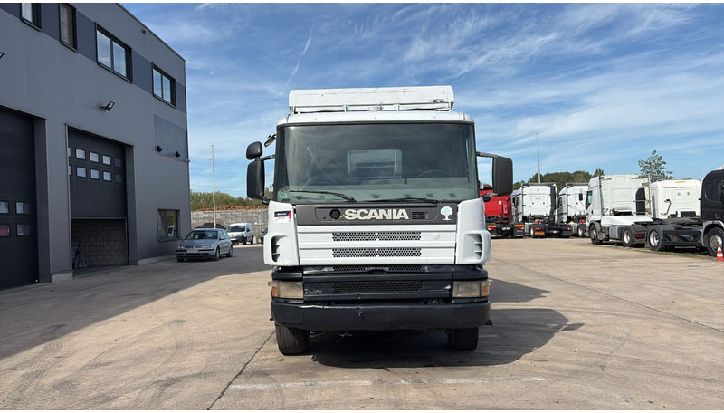 Scania 94 - 260 (BOITE MANUELLE / LAMES / STEEL SUSP. / 6X4 / MANUAL GEARBOX) - Istovarivač: slika 2 Scania 94 - 260 (BOITE MANUELLE / LAMES / STEEL SUSP. / 6X4 / MANUAL GEARBOX) - Istovarivač: slika 2