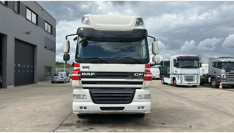 DAF 85 CF 460 (BOITE MANUELLE / MANUAL GEARBOX / GOOD CONDITION / BONNE ETAT) - Tegljač: slika 3 DAF 85 CF 460 (BOITE MANUELLE / MANUAL GEARBOX / GOOD CONDITION / BONNE ETAT) - Tegljač: slika 3