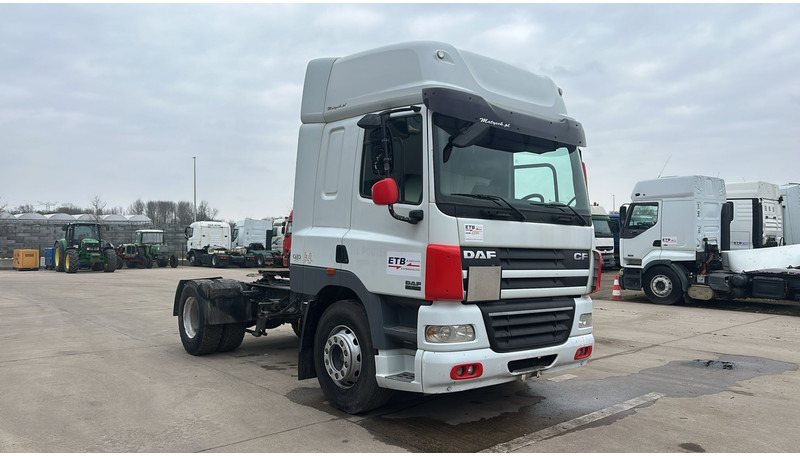 DAF 85 CF 460 (GOOD CONDITION / BONNE ETAT) - Tegljač: slika 3 DAF 85 CF 460 (GOOD CONDITION / BONNE ETAT) - Tegljač: slika 3