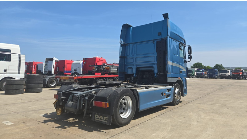 DAF XF 105.460 (BOITE MANUELLE / MANUAL GEARBOX / PARFAIT ETAT / TRES PROPRE) - Tegljač: slika 5 DAF XF 105.460 (BOITE MANUELLE / MANUAL GEARBOX / PARFAIT ETAT / TRES PROPRE) - Tegljač: slika 5
