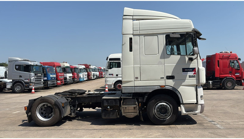 DAF XF 105.460 (GOOD CONDITION / AIRCO / AC / BONNE ETAT) - Tegljač: slika 4 DAF XF 105.460 (GOOD CONDITION / AIRCO / AC / BONNE ETAT) - Tegljač: slika 4