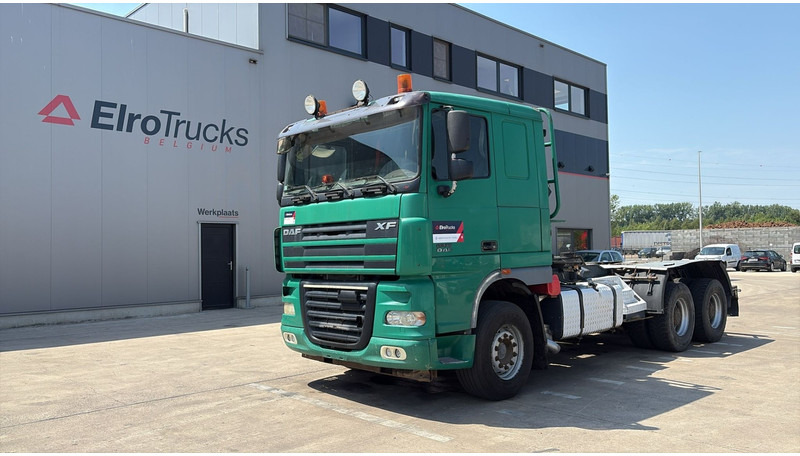 DAF XF 105.510 (6X4 / BIG AXLE / GRAND PONT / 2 PONTS / TRES PROPRE / CLEAN CONDITION) - Tegljač: slika 1 DAF XF 105.510 (6X4 / BIG AXLE / GRAND PONT / 2 PONTS / TRES PROPRE / CLEAN CONDITION) - Tegljač: slika 1
