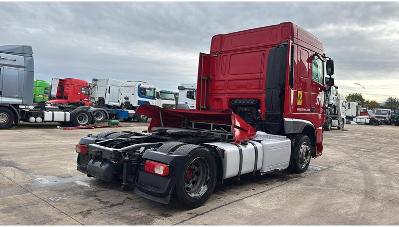 DAF XF 460 (BOITE MANUELLE / MANUAL GEARBOX) - Tegljač: slika 4 DAF XF 460 (BOITE MANUELLE / MANUAL GEARBOX) - Tegljač: slika 4