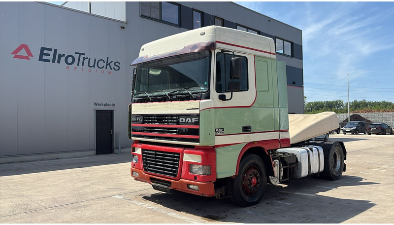 DAF XF 95.430 (EURO 3 / BOITE MANUELLE / MANUAL GEARBOX) - Tegljač: slika 1 DAF XF 95.430 (EURO 3 / BOITE MANUELLE / MANUAL GEARBOX) - Tegljač: slika 1