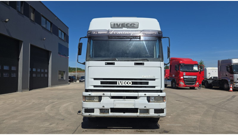 Iveco Eurotech 440 E 42 (MANUAL PUMP / ZF GEARBOX / GOOD CONDITION / POMPE MANUELLE) - Tegljač: slika 3 Iveco Eurotech 440 E 42 (MANUAL PUMP / ZF GEARBOX / GOOD CONDITION / POMPE MANUELLE) - Tegljač: slika 3