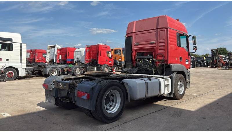MAN TGA 18.390 (BOITE MANUELLE / MANUAL GEARBOX / PTO / POMPE HYDRAULIQUE) - Tegljač: slika 5 MAN TGA 18.390 (BOITE MANUELLE / MANUAL GEARBOX / PTO / POMPE HYDRAULIQUE) - Tegljač: slika 5