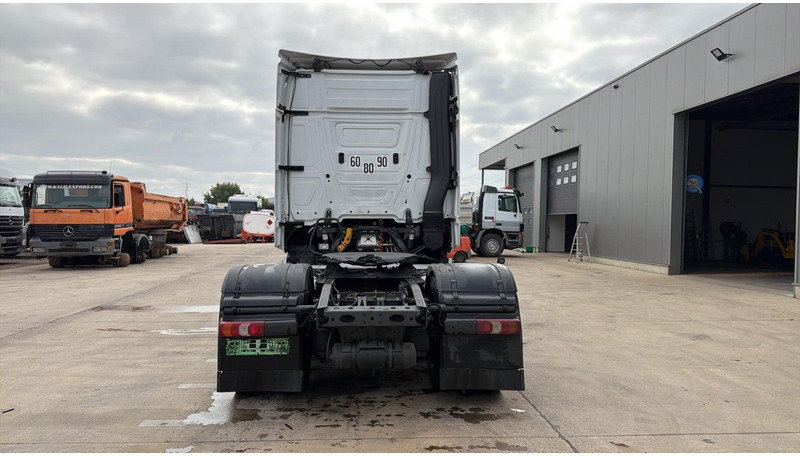 Mercedes-Benz Actros 1845 (GOOD CONDITION / PARFAIT ETAT / AIRCO / MP4) - Tegljač: slika 5 Mercedes-Benz Actros 1845 (GOOD CONDITION / PARFAIT ETAT / AIRCO / MP4) - Tegljač: slika 5