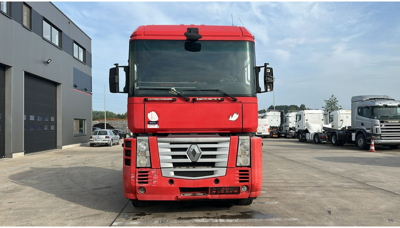 Renault MAGNUM 460 (BOITE MANUELLE / MANUAL GEARBOX) - Tegljač: slika 2 Renault MAGNUM 460 (BOITE MANUELLE / MANUAL GEARBOX) - Tegljač: slika 2