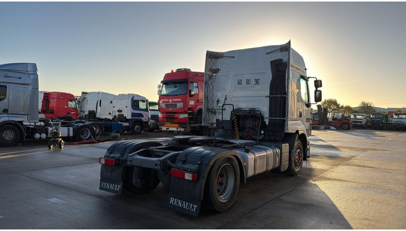 Renault Premium 450 (MANUAL GEARBOX / BOITE MANUELLE) - Tegljač: slika 4 Renault Premium 450 (MANUAL GEARBOX / BOITE MANUELLE) - Tegljač: slika 4