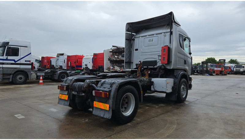 Scania 124 - 360 (POMPE MANUELLE / MANUAL PUMP / BOITE MANUELLE / MANUAL GEARBOX / AIRCO) - Tegljač: slika 5 Scania 124 - 360 (POMPE MANUELLE / MANUAL PUMP / BOITE MANUELLE / MANUAL GEARBOX / AIRCO) - Tegljač: slika 5
