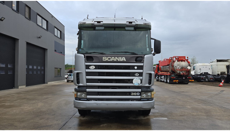 Scania 124 - 360 (POMPE MANUELLE / MANUAL PUMP / BOITE MANUELLE / MANUAL GEARBOX / AIRCO) - Tegljač: slika 2 Scania 124 - 360 (POMPE MANUELLE / MANUAL PUMP / BOITE MANUELLE / MANUAL GEARBOX / AIRCO) - Tegljač: slika 2