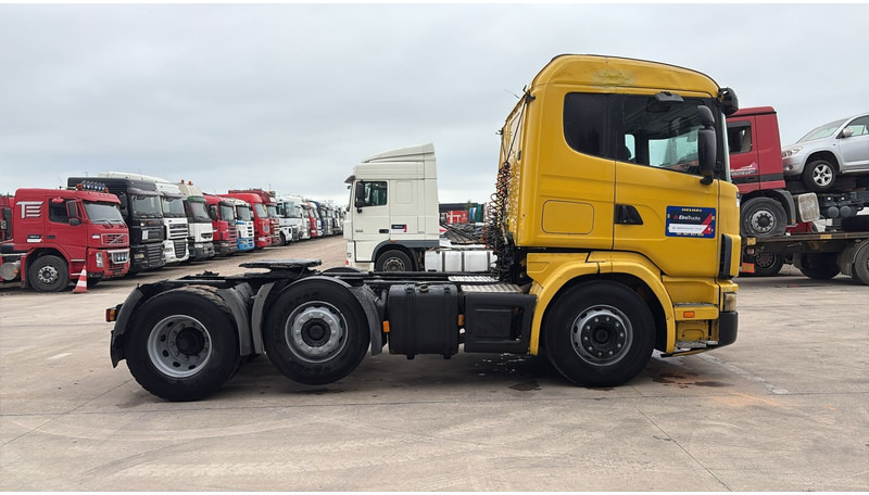 Scania 124-420 (6X2 / 8 TYRES / ORIGINAL TRACTOR UNIT / FRONT STEEL) - Tegljač: slika 4 Scania 124-420 (6X2 / 8 TYRES / ORIGINAL TRACTOR UNIT / FRONT STEEL) - Tegljač: slika 4