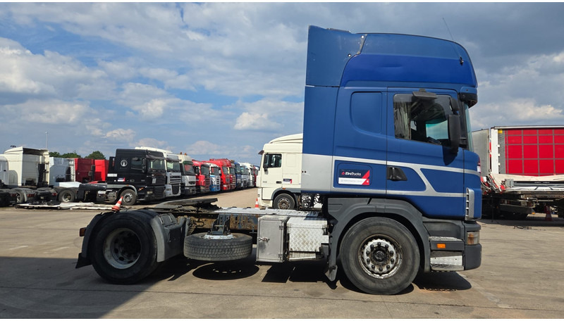 Scania 124-420 (MANUAL GEARBOX / BOITE MANUELLE / AIRCO / AC) - Tegljač: slika 4 Scania 124-420 (MANUAL GEARBOX / BOITE MANUELLE / AIRCO / AC) - Tegljač: slika 4