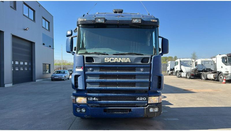 Scania 124-420 (MANUAL GEARBOX / BOITE MANUELLE) - Tegljač: slika 2 Scania 124-420 (MANUAL GEARBOX / BOITE MANUELLE) - Tegljač: slika 2