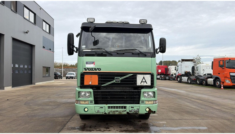 Volvo FH 12.380 (BOITE MANUELLE / MANUAL GEARBOX) - Tegljač: slika 2 Volvo FH 12.380 (BOITE MANUELLE / MANUAL GEARBOX) - Tegljač: slika 2
