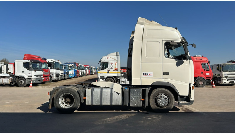 Volvo FH 440 (GOOD CONDITION / BONNE ETAT) - Tegljač: slika 4 Volvo FH 440 (GOOD CONDITION / BONNE ETAT) - Tegljač: slika 4