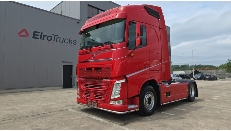 Volvo FH 500 (2 TANKS / VERY CLEAN CONDITION / AIRCO / EURO 6 / FULL SPOILERS) - Tegljač: slika 1 Volvo FH 500 (2 TANKS / VERY CLEAN CONDITION / AIRCO / EURO 6 / FULL SPOILERS) - Tegljač: slika 1