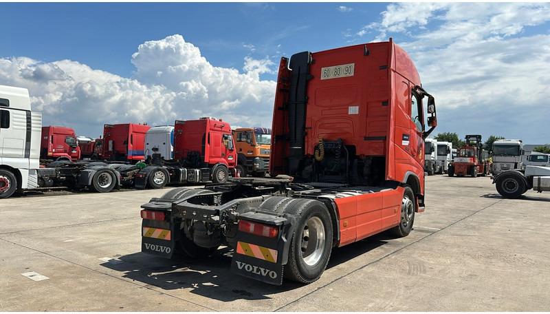 Volvo FH 500 (RETARDER / GOOD CONDITION / CLEAN CHASSIS) - Tegljač: slika 4 Volvo FH 500 (RETARDER / GOOD CONDITION / CLEAN CHASSIS) - Tegljač: slika 4