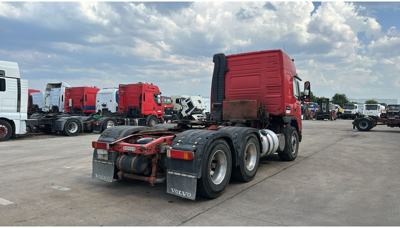 Volvo FM 12 - 340 (6X4 / TRACTEUR ORIGINAL / BOITE MANUELLE / MANUAL GEARBOX / PROPRE) - Tegljač: slika 5 Volvo FM 12 - 340 (6X4 / TRACTEUR ORIGINAL / BOITE MANUELLE / MANUAL GEARBOX / PROPRE) - Tegljač: slika 5