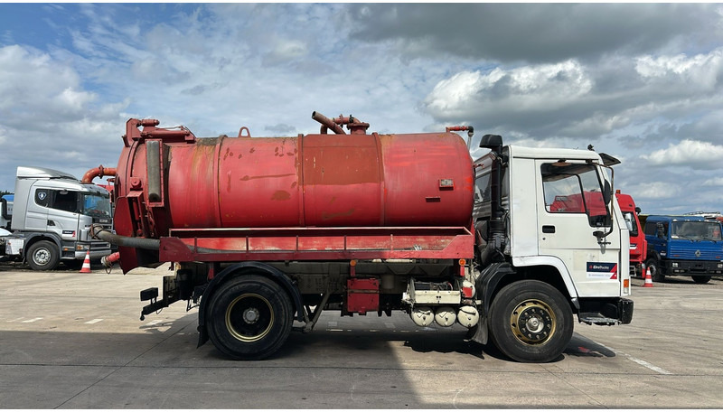 Volvo FL 10 - 280 (12.000L / POMPE MANUELLE / MANUAL PUMP / BOITE MANUELLE / MANUAL GEARBOX) - Vakuumska cisterna: slika 4 Volvo FL 10 - 280 (12.000L / POMPE MANUELLE / MANUAL PUMP / BOITE MANUELLE / MANUAL GEARBOX) - Vakuumska cisterna: slika 4