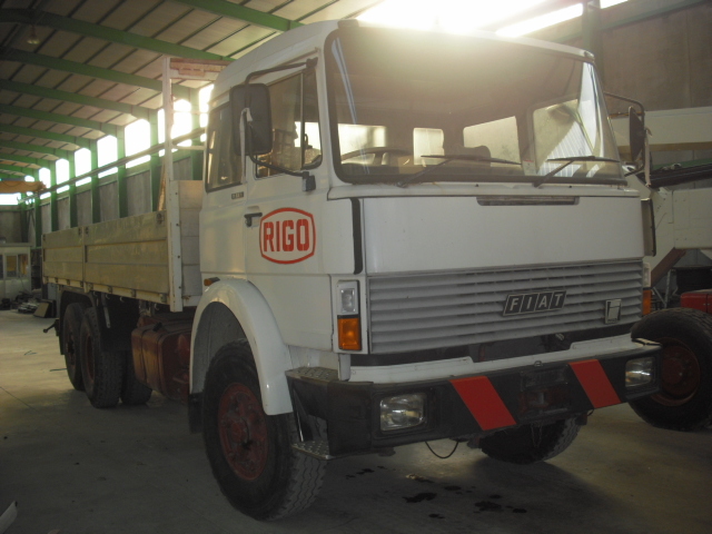 Iveco 190.26 RHD - Kamion sa tovarnim sandukom: slika 2 Iveco 190.26 RHD - Kamion sa tovarnim sandukom: slika 2