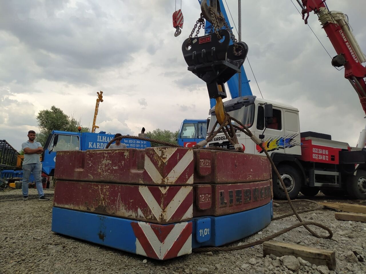 Galen CRANE LIFTING HOOK - Kontra teg za Pokretni kran: slika 1 Galen CRANE LIFTING HOOK - Kontra teg za Pokretni kran: slika 1