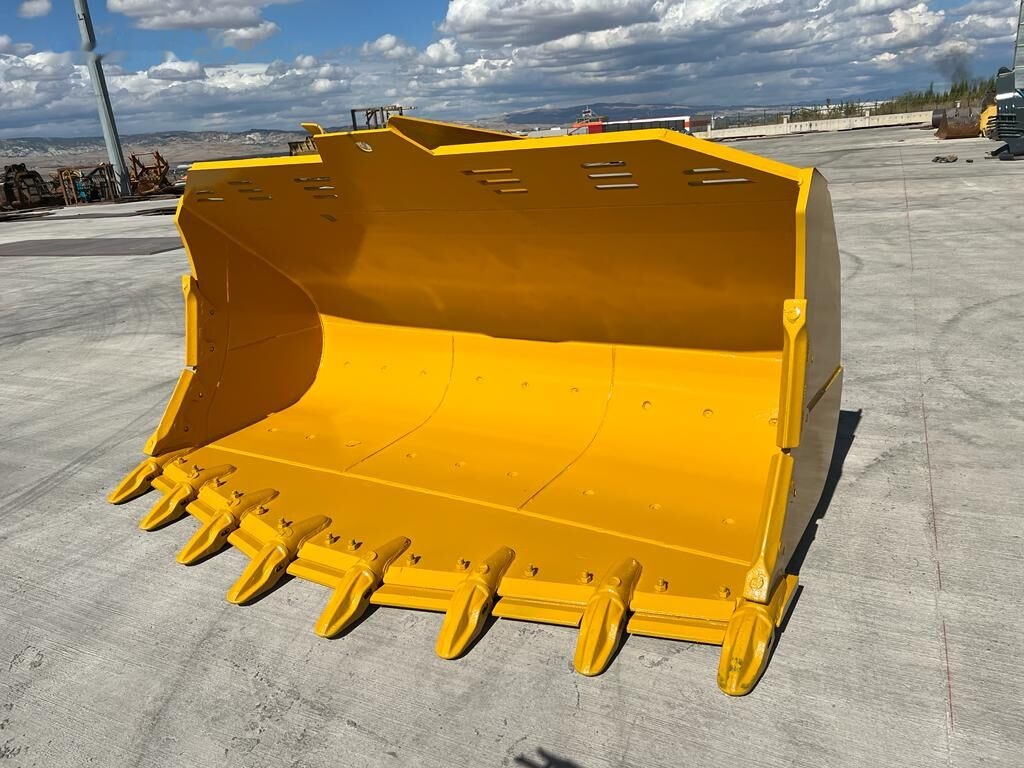 Komatsu WA470 Rock Bucket - Utovarna kašika: slika 2 Komatsu WA470 Rock Bucket - Utovarna kašika: slika 2