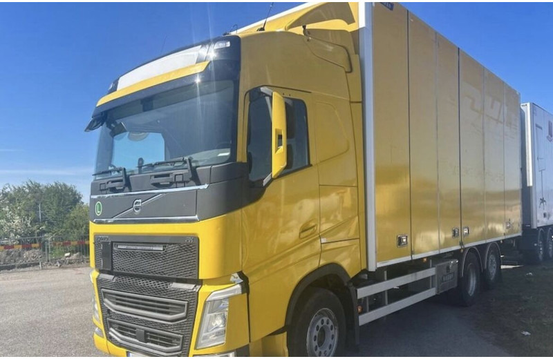 Volvo FH500 - Kamion sa zatvorenim sandukom: slika 1 Volvo FH500 - Kamion sa zatvorenim sandukom: slika 1