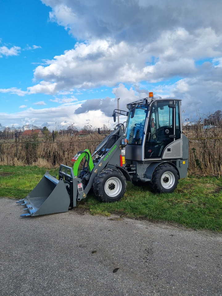 WCM-L2310e - Utovarivač točkaš: slika 3 WCM-L2310e - Utovarivač točkaš: slika 3