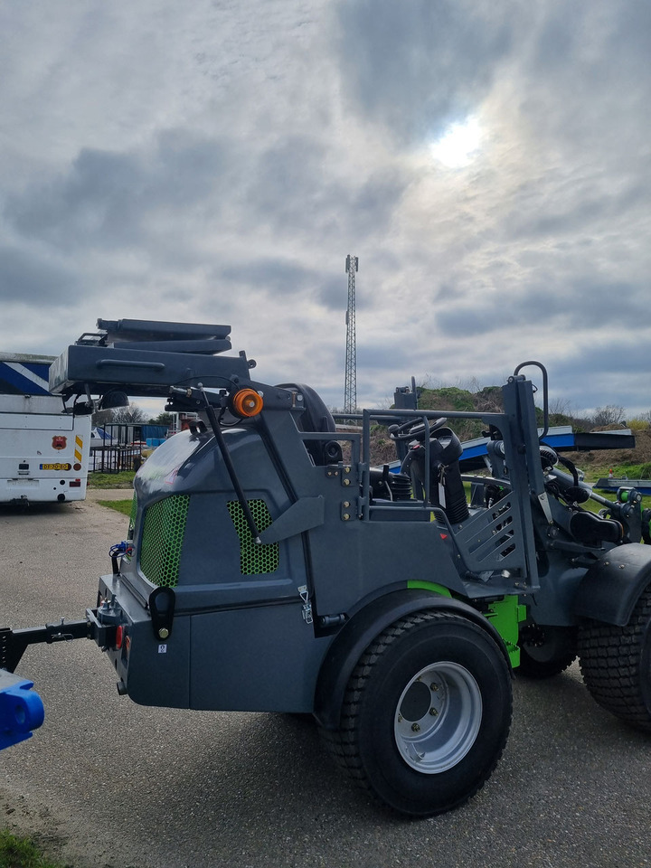 Utovarivač točkaš WCM - L2316: slika 11 Utovarivač točkaš WCM - L2316: slika 11