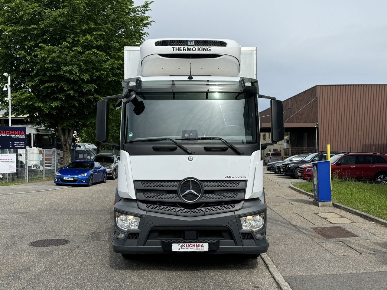 Mercedes-Benz Antos 2533L Kühlkoffer TK T-800R Lenkachse TOP - Hladnjača: slika 3 Mercedes-Benz Antos 2533L Kühlkoffer TK T-800R Lenkachse TOP - Hladnjača: slika 3