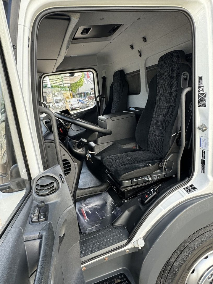 Kamion sa zatvorenim sandukom Mercedes-Benz Atego 1221 L Koffer 6,1m LBW AHK Klima TOP: slika 12