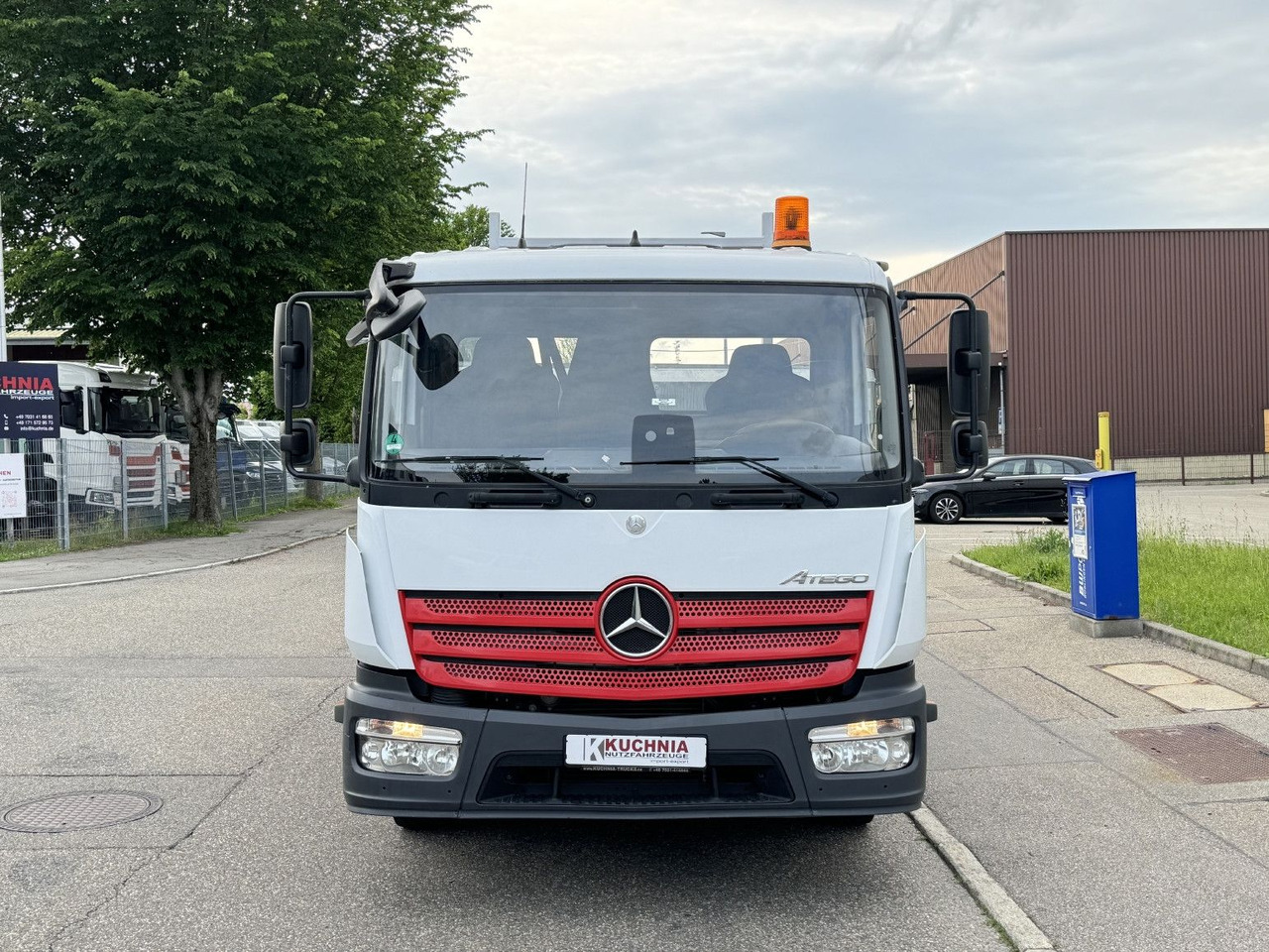 Mercedes-Benz Atego 1223 K Dreiseitenkipper 2xAHK 3-Sitze E6 - Istovarivač: slika 3 Mercedes-Benz Atego 1223 K Dreiseitenkipper 2xAHK 3-Sitze E6 - Istovarivač: slika 3
