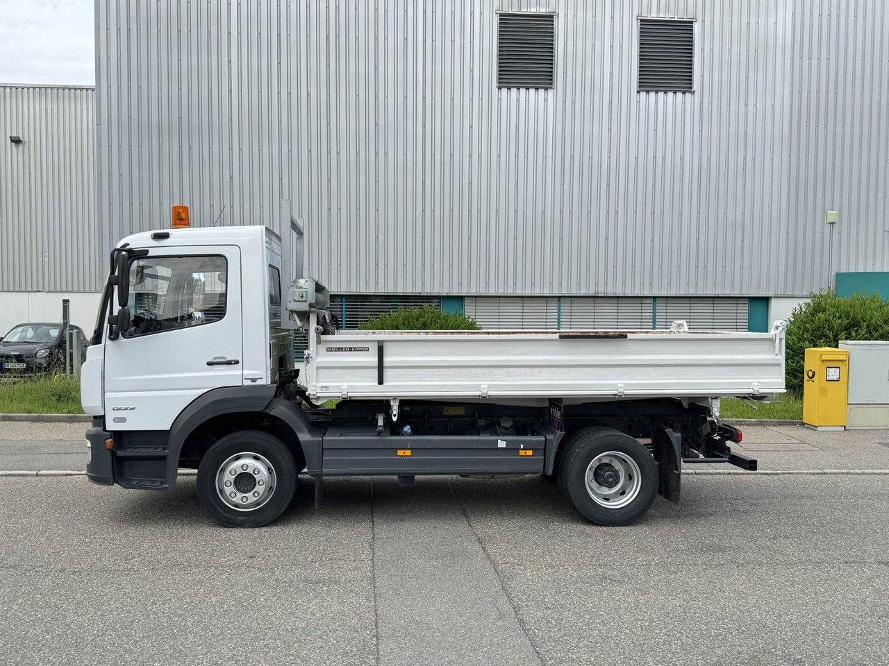 Mercedes-Benz Atego 1223 K Dreiseitenkipper 2xAHK 3-Sitze E6 - Istovarivač: slika 5 Mercedes-Benz Atego 1223 K Dreiseitenkipper 2xAHK 3-Sitze E6 - Istovarivač: slika 5