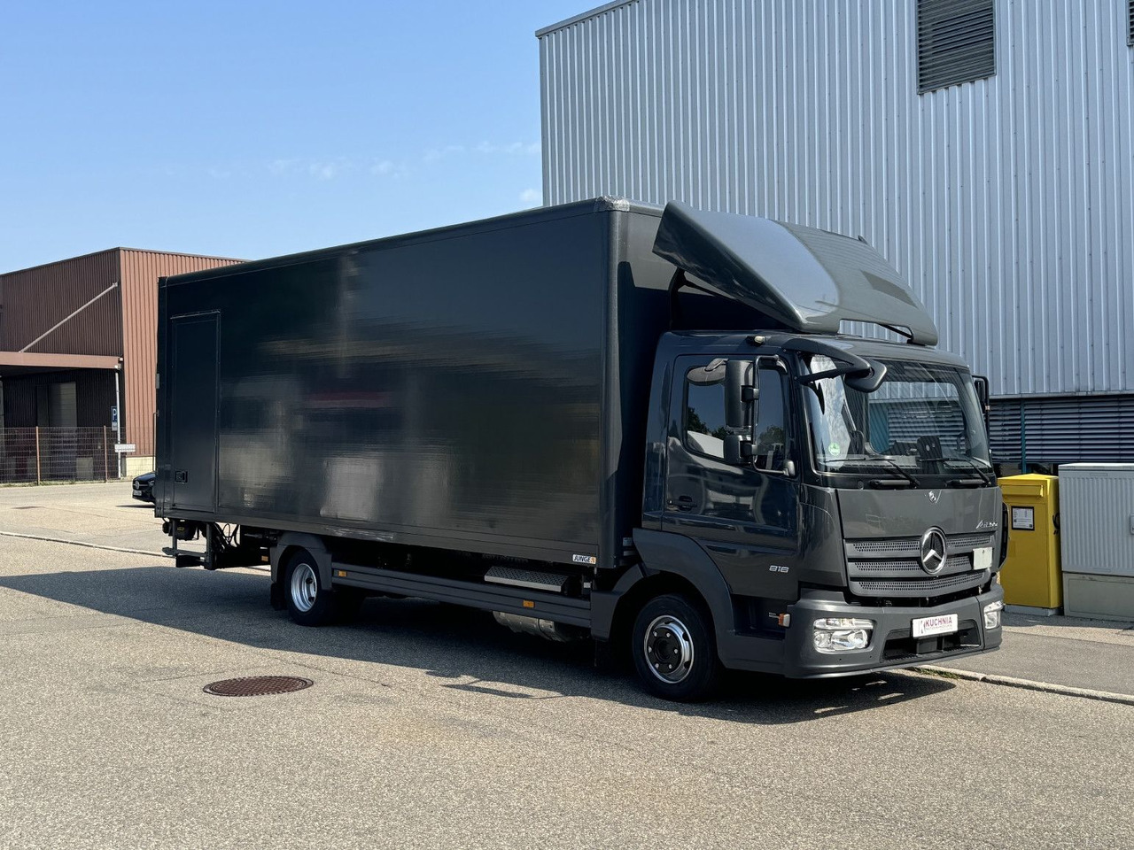 Mercedes-Benz Atego 818L Koffer 7,3m LBW Klima Automatik - Dostavno vozilo sa zatvorenim sandukom: slika 3 Mercedes-Benz Atego 818L Koffer 7,3m LBW Klima Automatik - Dostavno vozilo sa zatvorenim sandukom: slika 3