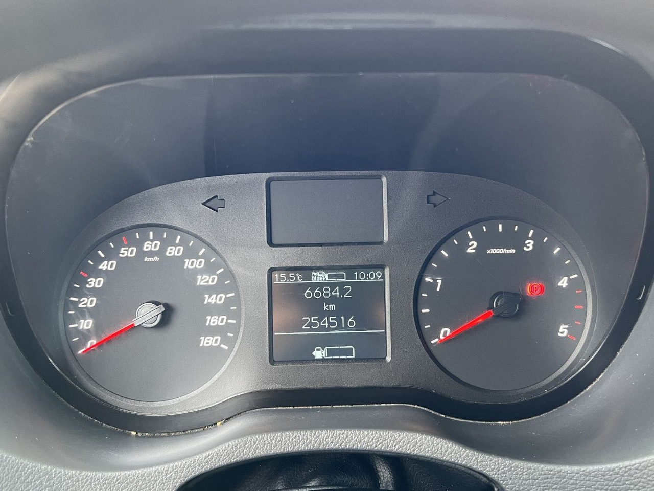 Furgon Mercedes-Benz Sprinter 315 CDI Kasten ML+H 3-Sitze Klima: slika 14 Furgon Mercedes-Benz Sprinter 315 CDI Kasten ML+H 3-Sitze Klima: slika 14