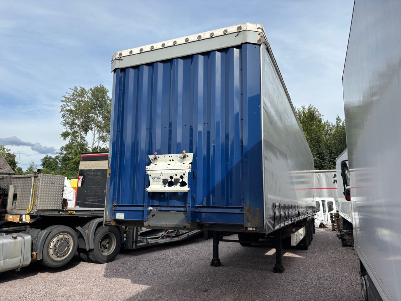 Krone SD, Edscha, Liftachse, TÜV 05/26 - Poluprikolica sa ceradom: slika 4 Krone SD, Edscha, Liftachse, TÜV 05/26 - Poluprikolica sa ceradom: slika 4