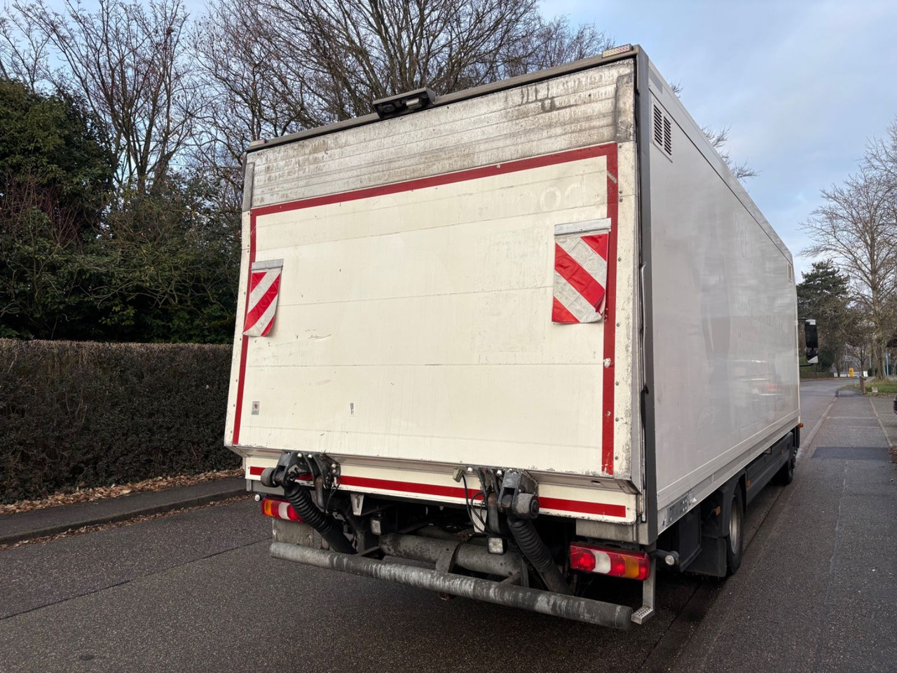 Mercedes-Benz Atego III 1223L, Euro-6,Klima, LBW - Kamion sa zatvorenim sandukom: slika 4 Mercedes-Benz Atego III 1223L, Euro-6,Klima, LBW - Kamion sa zatvorenim sandukom: slika 4