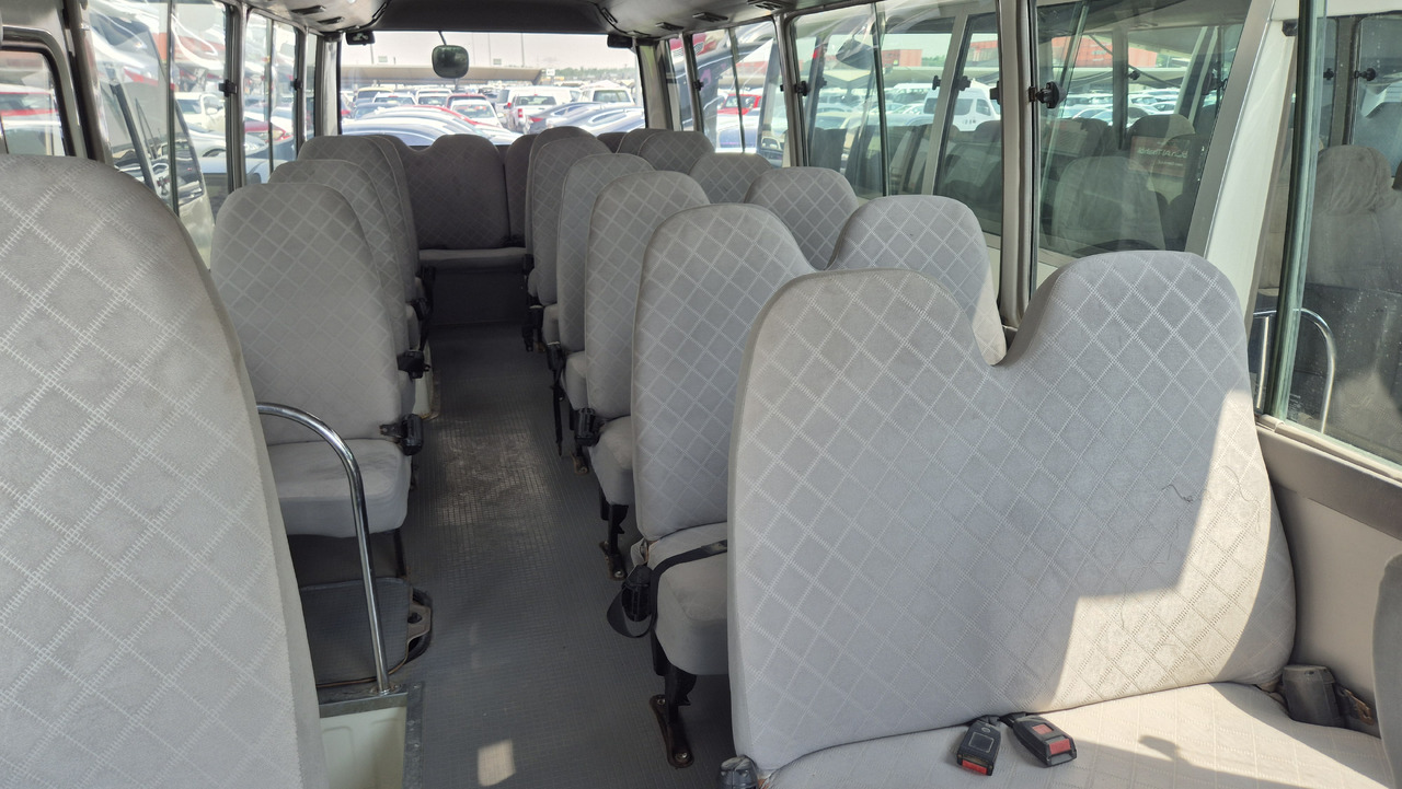 TOYOTA Coaster ... 30 places ... Climatisé - Minibus, Putnički kombi: slika 3 TOYOTA Coaster ... 30 places ... Climatisé - Minibus, Putnički kombi: slika 3