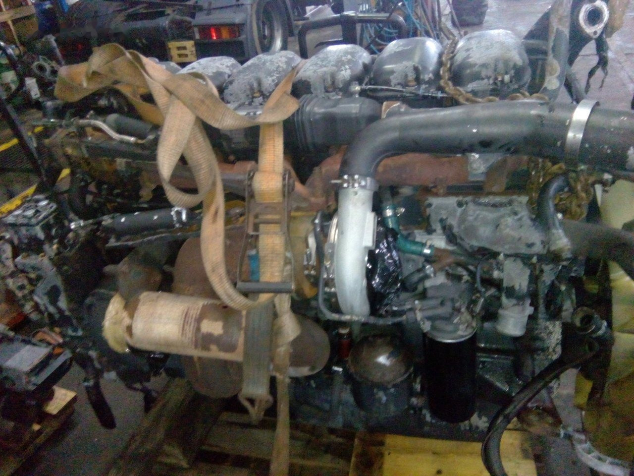 Scania DC1214 HPI E4 Scania R420 - Motor za Kamion: slika 2 Scania DC1214 HPI E4 Scania R420 - Motor za Kamion: slika 2