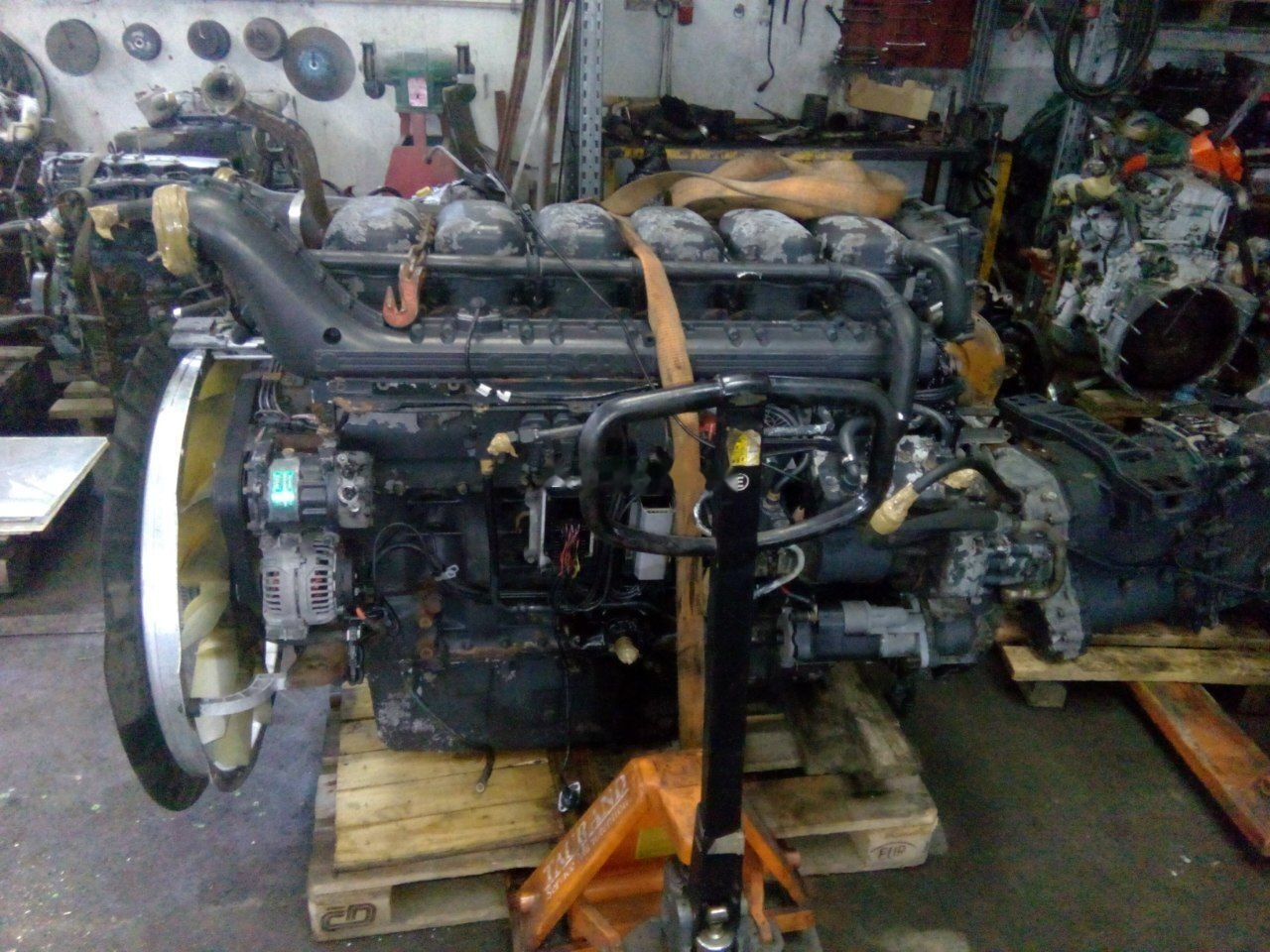 Scania DC1214 HPI E4 Scania R420 - Motor za Kamion: slika 1 Scania DC1214 HPI E4 Scania R420 - Motor za Kamion: slika 1