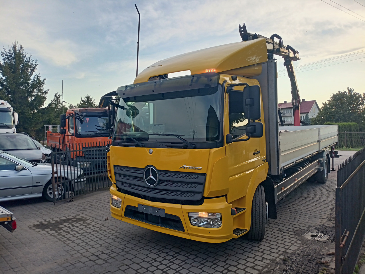 MERCEDES-BENZ Atego 1524 - Kamion sa dizalicom: slika 4 MERCEDES-BENZ Atego 1524 - Kamion sa dizalicom: slika 4