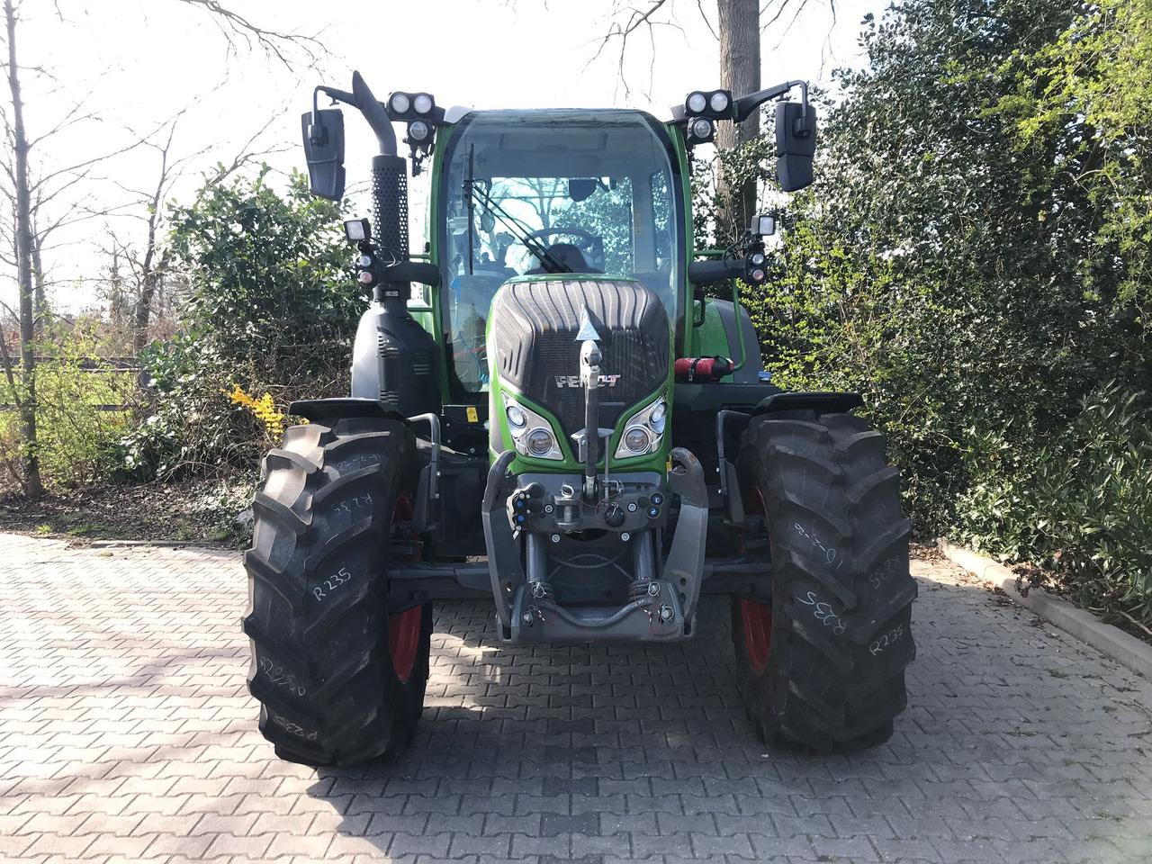 FENDT 513 Vario S4 PowerPlus - Traktor: slika 3 FENDT 513 Vario S4 PowerPlus - Traktor: slika 3