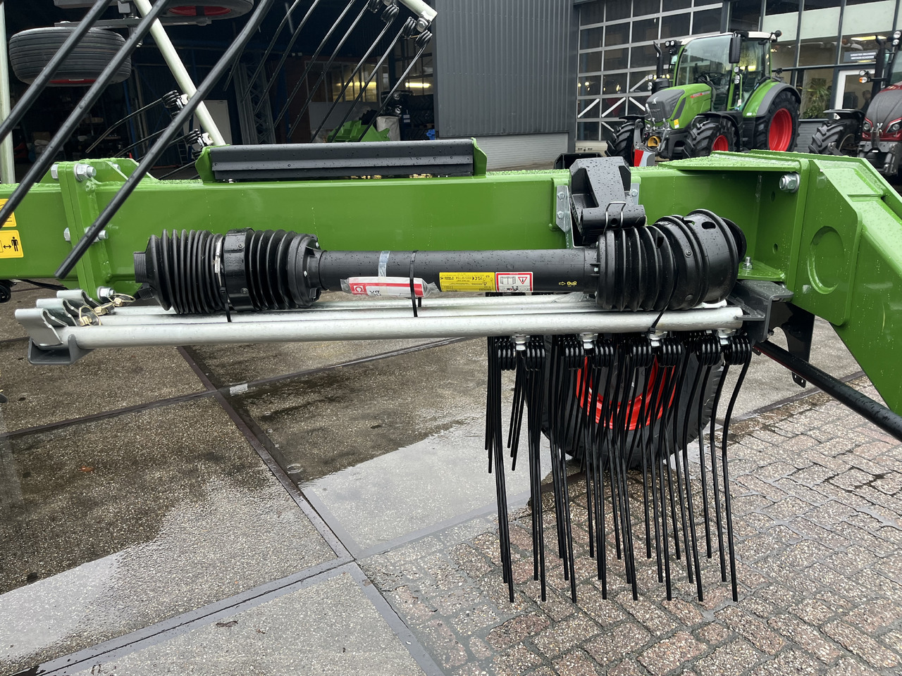 FENDT Former 880 - Prevrtač/ Grabuljač: slika 4 FENDT Former 880 - Prevrtač/ Grabuljač: slika 4