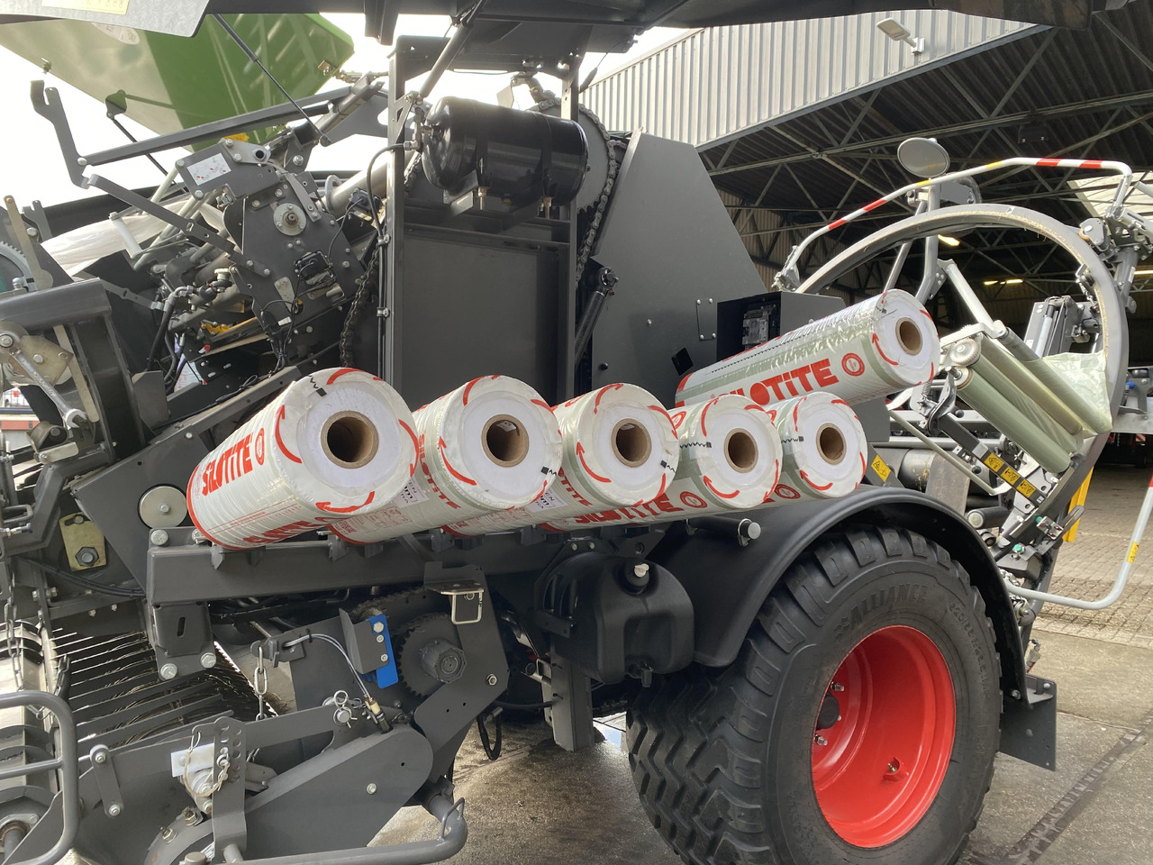 FENDT Rotana 130F Combi - Omotač za bale: slika 5 FENDT Rotana 130F Combi - Omotač za bale: slika 5